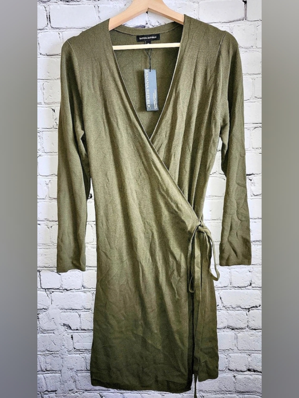Banana Republic Lenzing Ecovero Splash Sweater Dress Olive Medium